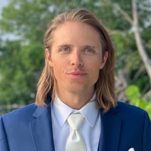 Meet your Posher, Todd